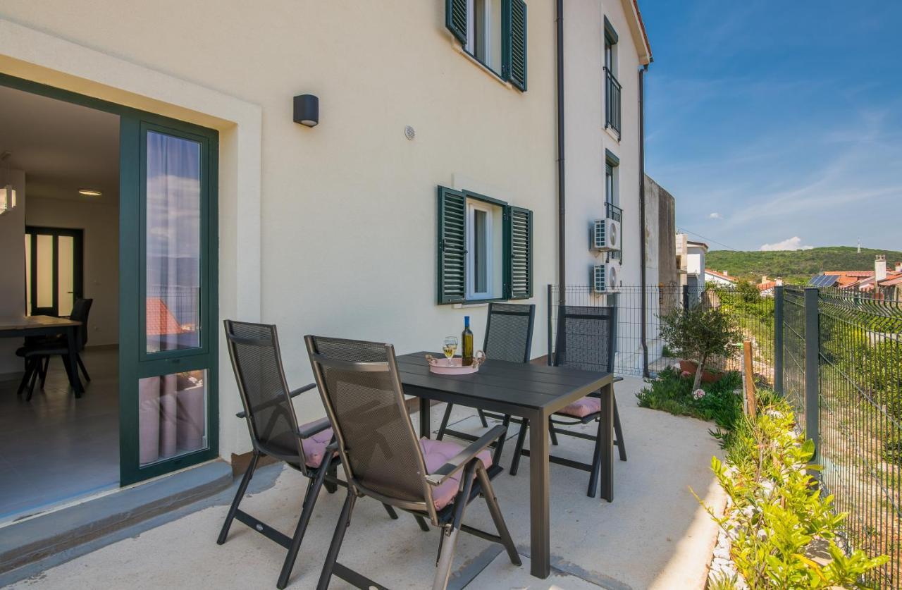 Nevera 2 Vrbnik  Exterior photo